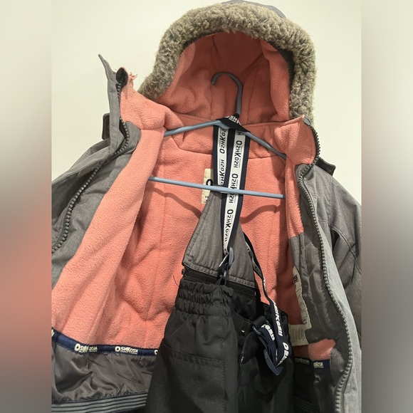 ❤️‍🔥 OshKosh Girls 5T Snowsuit Winter Jacket Ski Pants - Picture 4 of 5